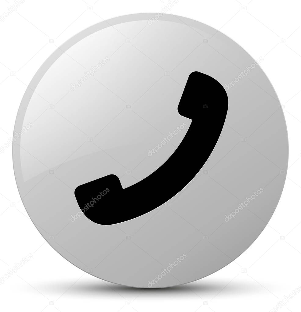 Senior speaking on the phone with a Medicare advisor for ongoing support.